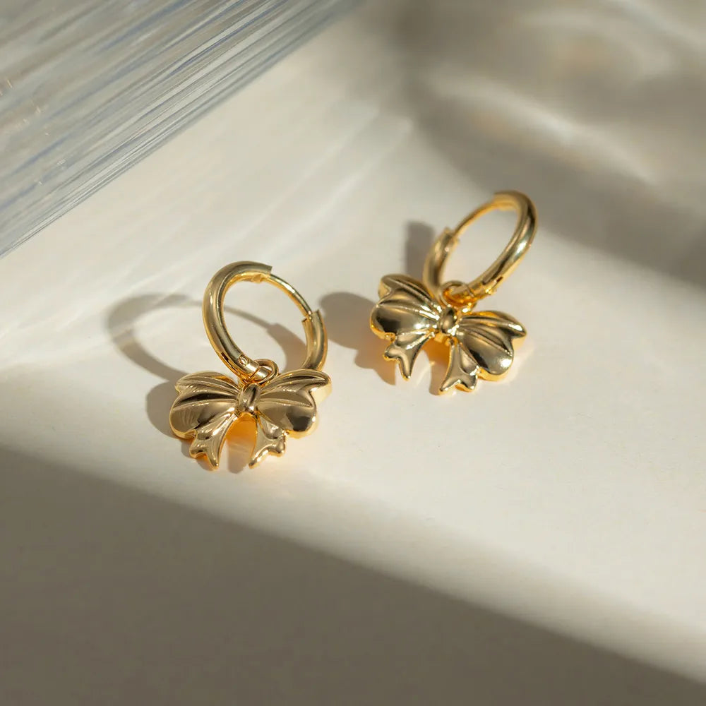 Brinco Laço Dourado 18K - imagem 4 TRIX
